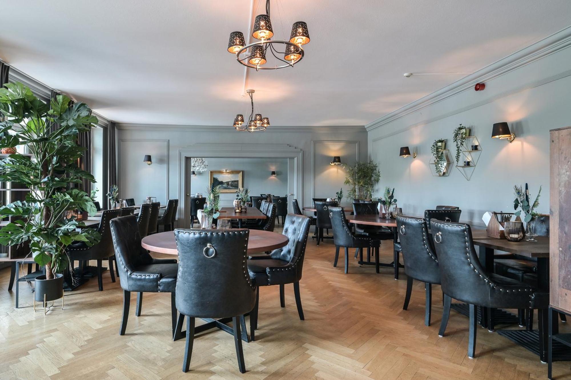 Asby Hotell Hallstahammar Exterior foto
